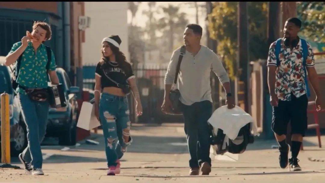 
你 会 为 一 双 球 鞋 做 哪 些 疯 狂 的 事 ？【熊猫体育】(图2)