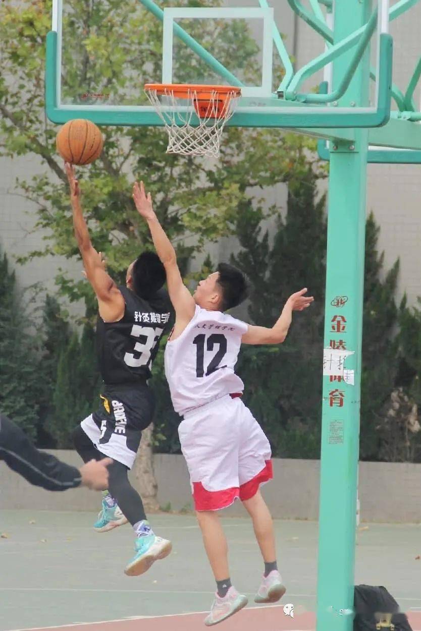 【panda sports】
球场激情洒汗水 针推男篮No. I(图18)